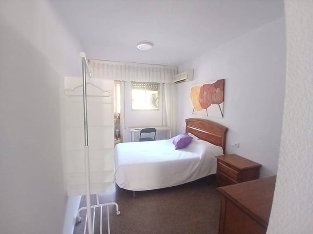 4 sovrum Lägenhet att hyra i Cartagena - 1 100 € (Ref: 9922367)