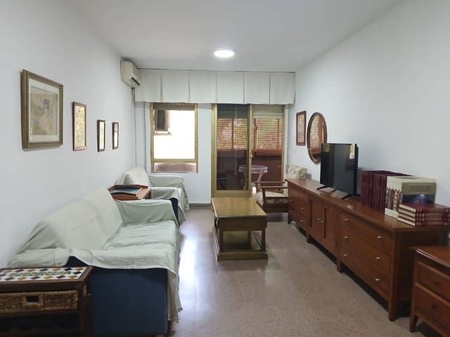4 sovrum Lägenhet att hyra i Cartagena - 1 100 € (Ref: 9922367)