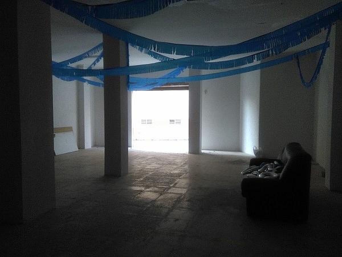 Commercial for sale in La Union - € 90,000 (Ref: 9924648)