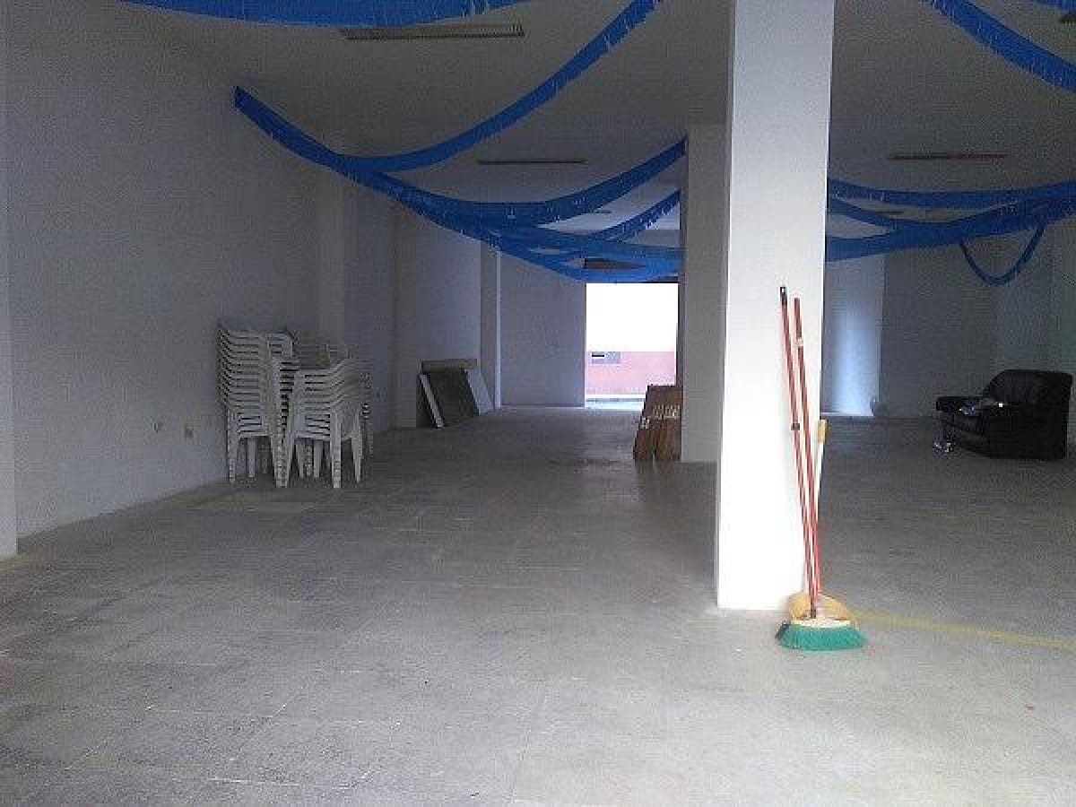 Commercial for sale in La Union - € 90,000 (Ref: 9924648)