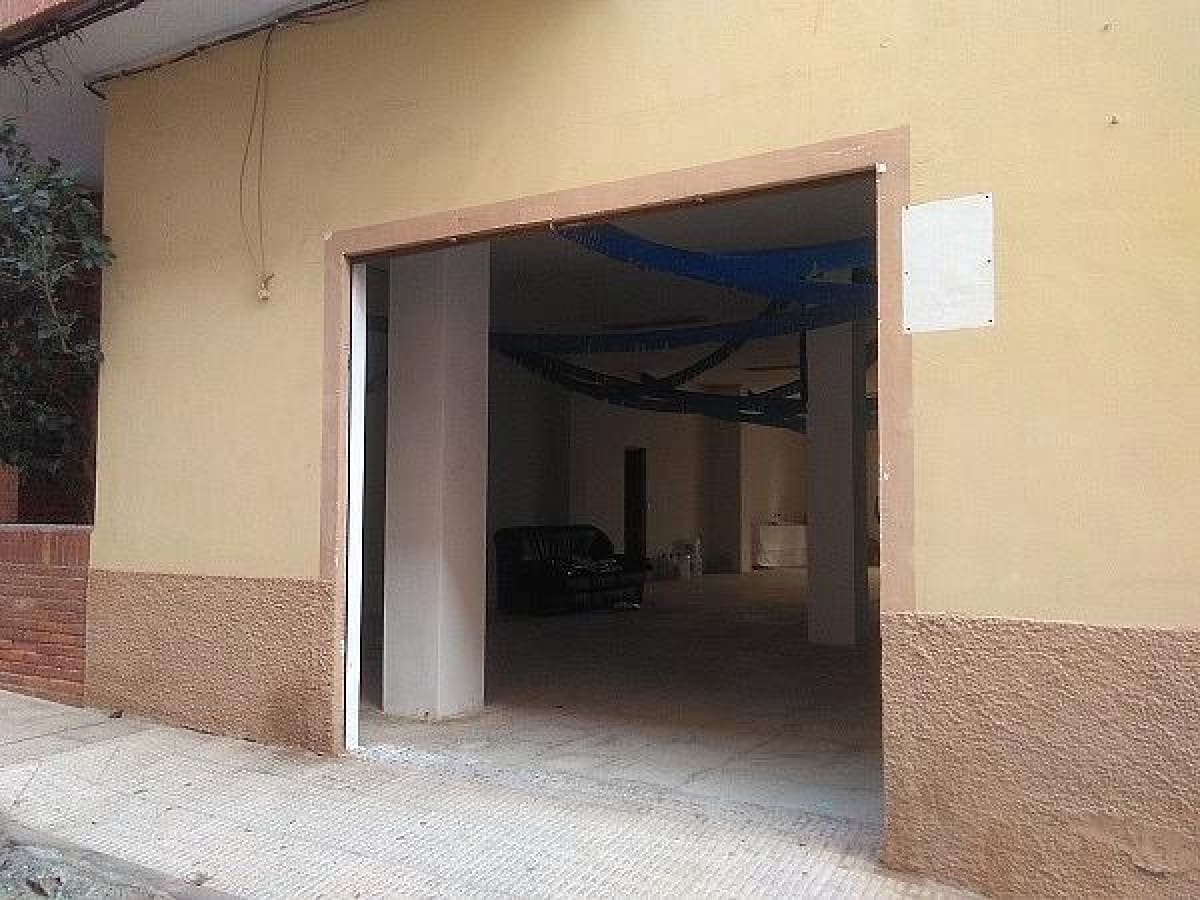 Commercial for sale in La Union - € 90,000 (Ref: 9924648)