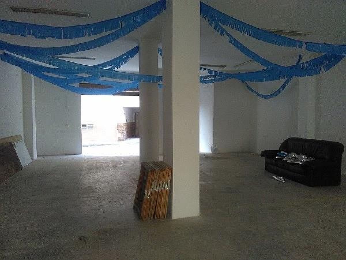 Commercial for sale in La Union - € 90,000 (Ref: 9924648)