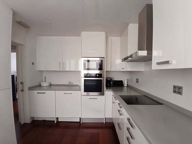 3 slaapkamer Flat te huur in Cartagena met garage - € 1.250 (Ref: 9924650)