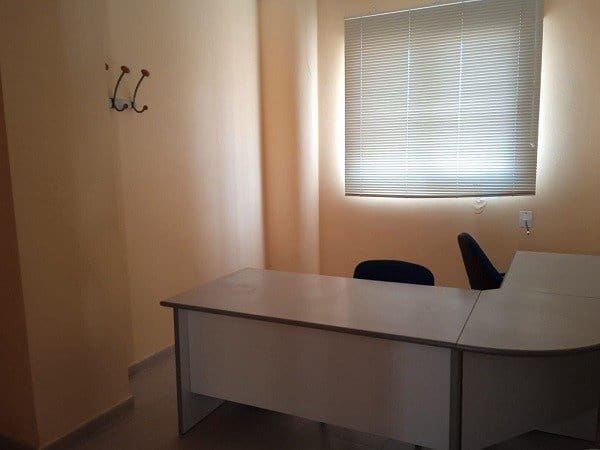 Commercial for sale in La Manga del Mar Menor - € 183,000 (Ref: 9924651)