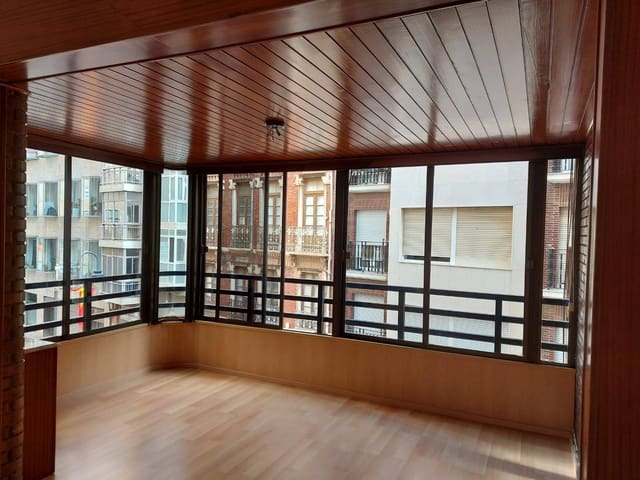 5 quarto Apartamento para arrendar em Cartagena com garagem - 1 250 € (Ref: 9924652)