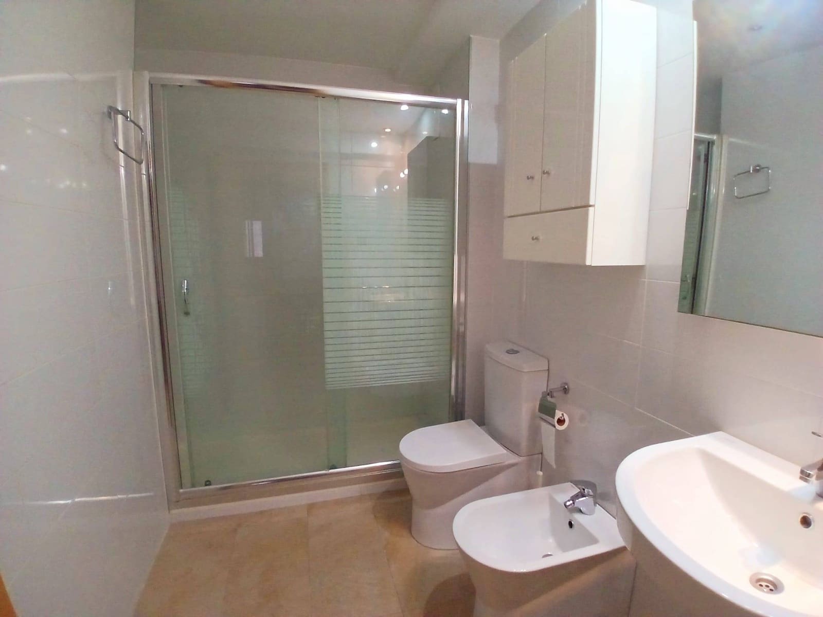 5 bedroom Flat for rent in Cartagena with garage - € 1,250 (Ref: 9924652)