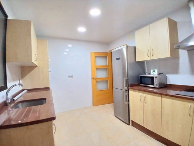 5 quarto Apartamento para arrendar em Cartagena com garagem - 1 250 € (Ref: 9924652)