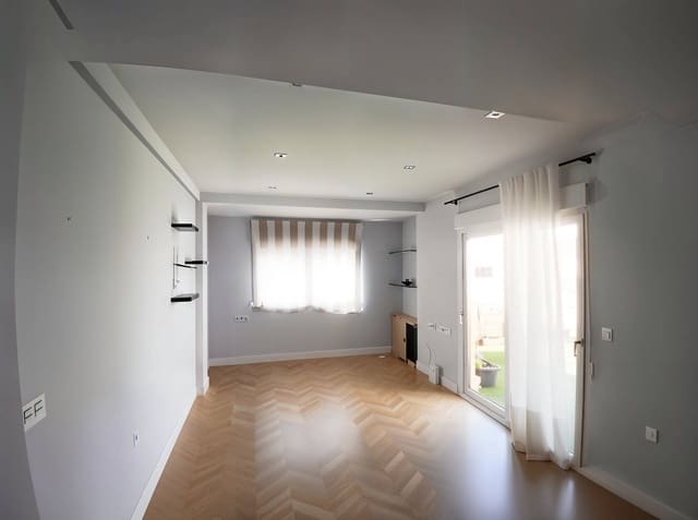 2 slaapkamer Appartement te huur in Cartagena - € 900 (Ref: 9952697)