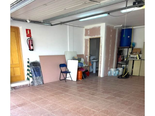 Garasje til salgs i Vera Ciudad, Vera - € 45 000 (Ref: 10081059)