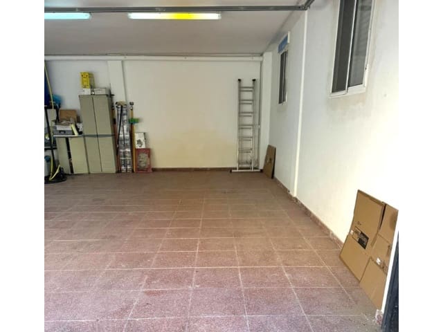 Garasje til salgs i Vera Ciudad, Vera - € 45 000 (Ref: 10081059)