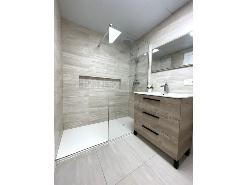 2 soverom Leilighet til salgs i Vera med svømmebasseng garasje - € 199 000 (Ref: 10124252)