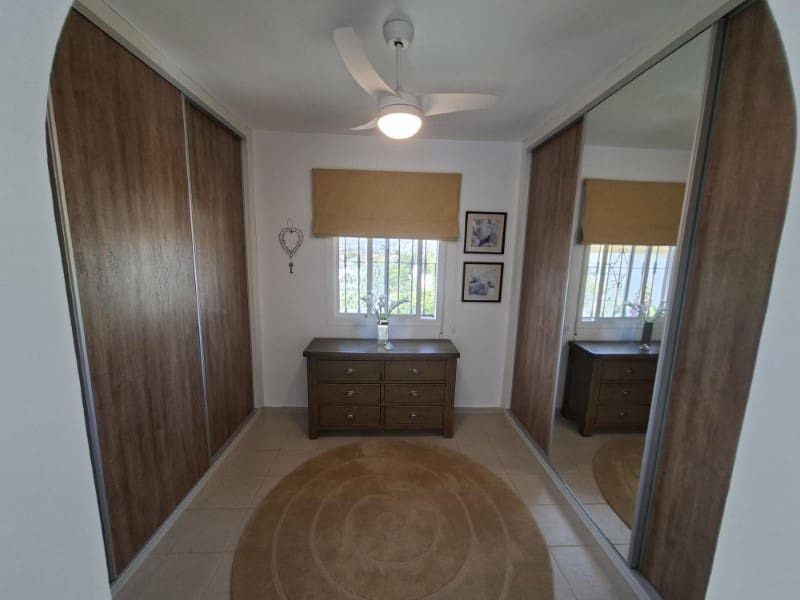 5 bedroom Villa for sale in Arboleas with pool garage - € 445,000 (Ref: 10157571)