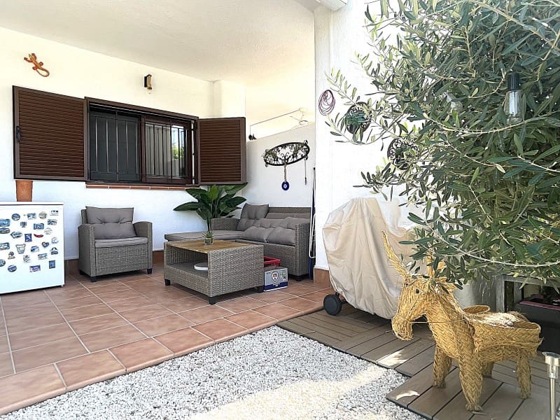 2 makuuhuone Huoneisto myytävänä paikassa San Juan de los Terreros mukana 
autotalli - 250 000 € (Ref: 10168438)