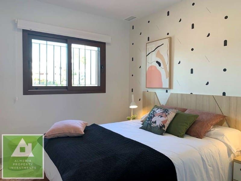 Apartamento de 2 habitaciones en San Juan de los Terreros en venta con piscina - 178.000 € (Ref: 8691947)