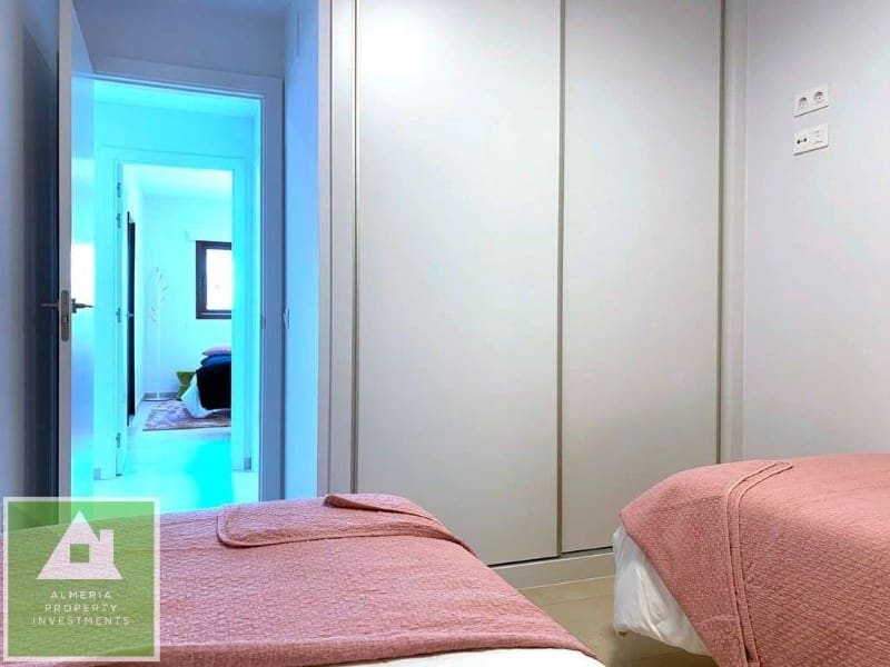 Apartamento de 2 habitaciones en San Juan de los Terreros en venta con piscina - 178.000 € (Ref: 8691947)