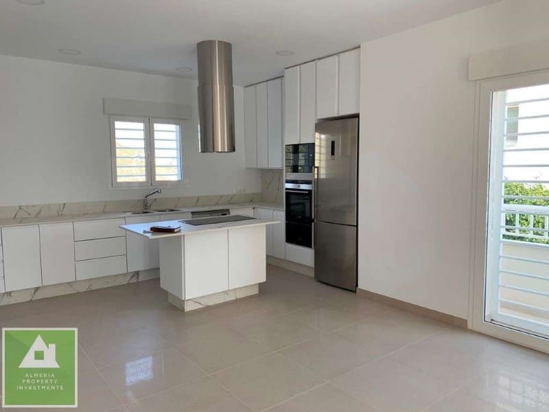 4 sypialnia Willa na sprzedaż w Mojacar z basenem garażem - 790 000 € (Ref: 8691949)