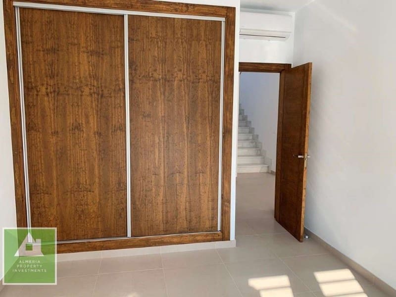 4 sypialnia Willa na sprzedaż w Mojacar z basenem garażem - 790 000 € (Ref: 8691949)