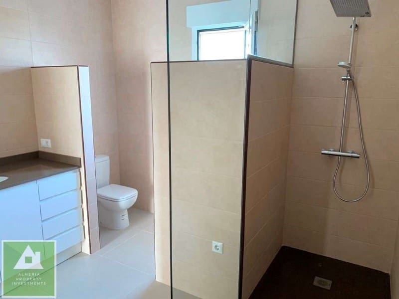 4 sypialnia Willa na sprzedaż w Mojacar z basenem garażem - 790 000 € (Ref: 8691949)