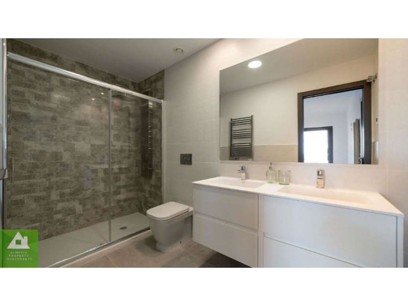 Apartamento de 2 habitaciones en San Juan de los Terreros en venta con piscina - 245.000 € (Ref: 8691951)