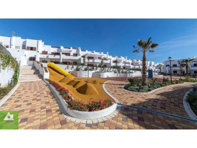Apartamento de 2 habitaciones en San Juan de los Terreros en venta con piscina - 245.000 € (Ref: 8691951)