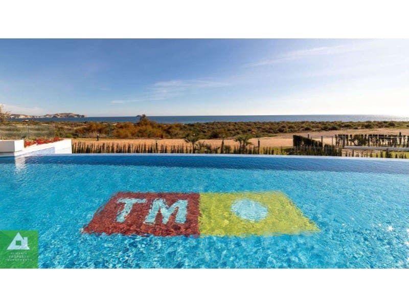 Apartamento de 2 habitaciones en San Juan de los Terreros en venta con piscina - 245.000 € (Ref: 8691951)