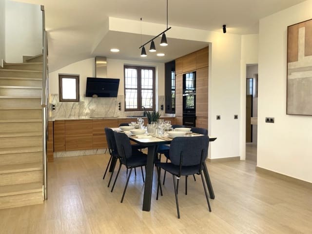 4 soveværelse Villa til salg i Cuevas del Almanzora - € 437.750 (Ref: 8897792)