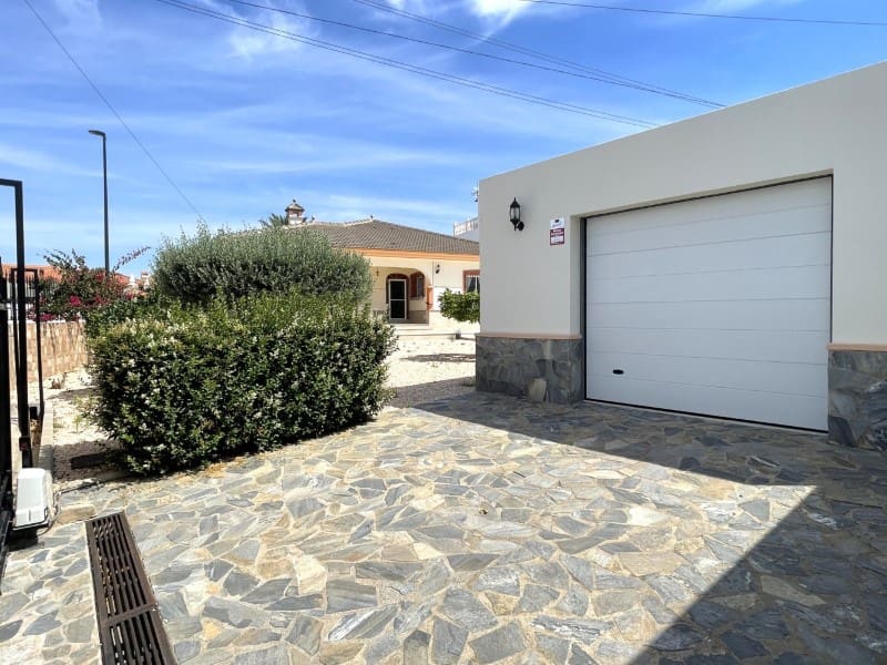 4 sypialnia Willa na sprzedaż w Palomares z basenem garażem - 365 000 € (Ref: 9025548)