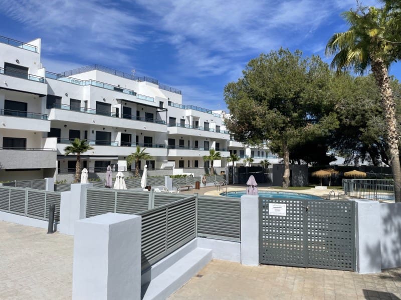 3 slaapkamer Penthouse te koop in Garrucha - € 358.000 (Ref: 9149191)