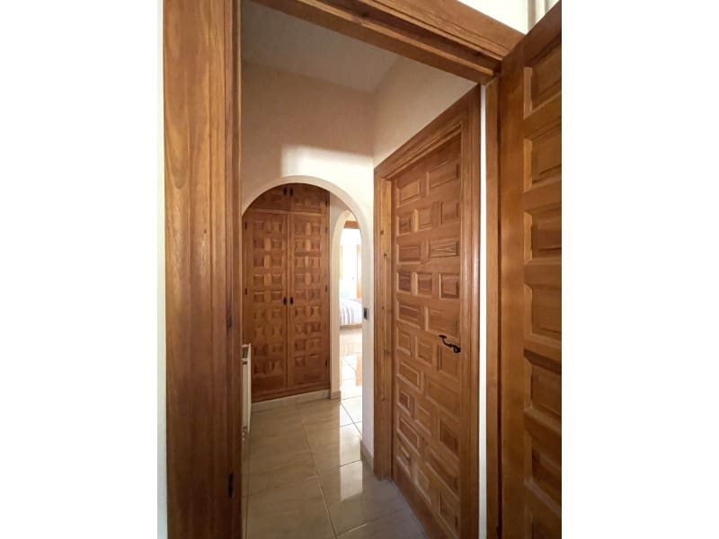 Chalet de 4 habitaciones en Cuevas del Almanzora en venta con piscina garaje - 485.000 € (Ref: 9449145)