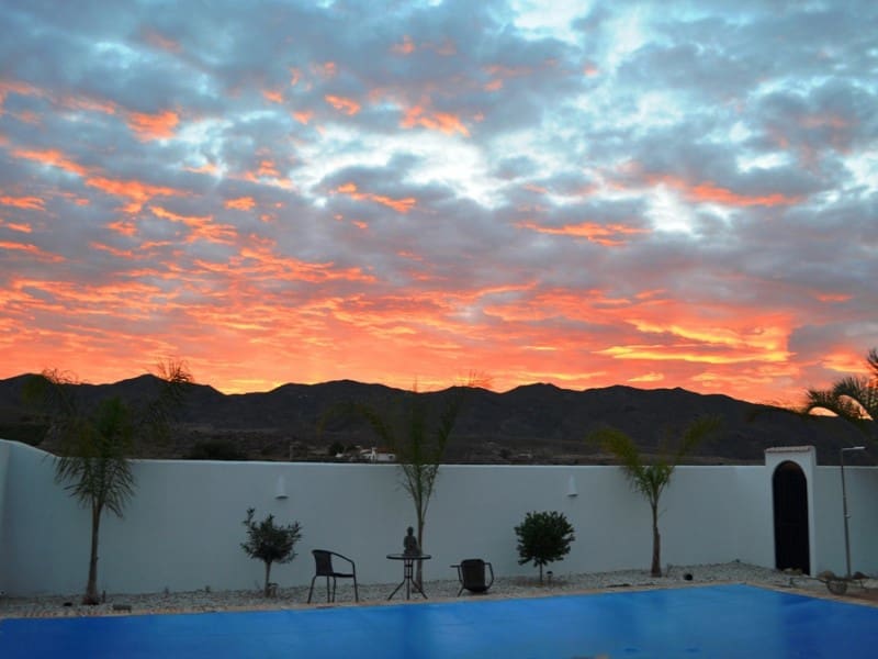 Chalet de 4 habitaciones en Cuevas del Almanzora en venta con piscina garaje - 485.000 € (Ref: 9449145)