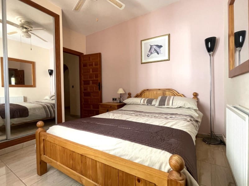 4 soverom Villa til salgs i Cuevas del Almanzora med svømmebasseng garasje - € 485 000 (Ref: 9449145)