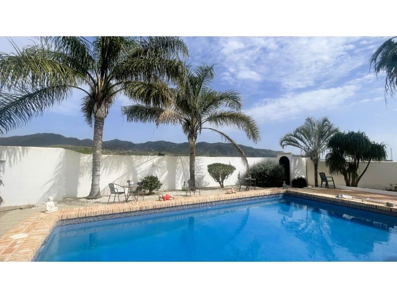 4 soverom Villa til salgs i Cuevas del Almanzora med svømmebasseng garasje - € 485 000 (Ref: 9449145)