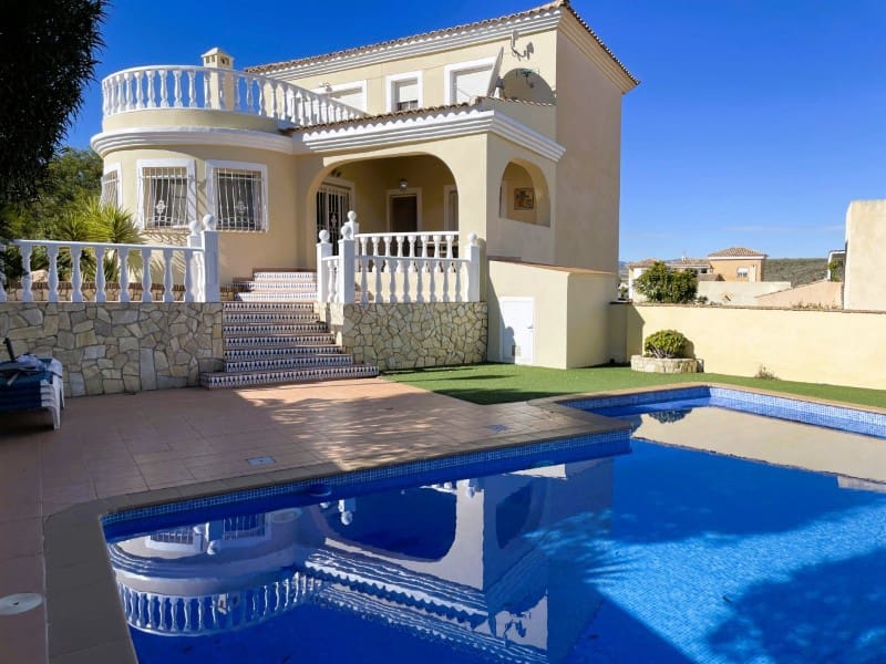 3 bedroom Villa for sale in Turre with pool - € 349,000 (Ref: 9504656)