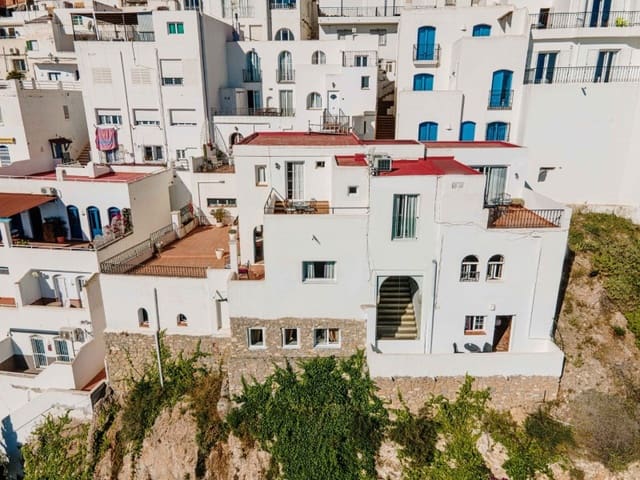 8 bedroom Hotel for sale in Mojácar - € 530,000 (Ref: 9516094)