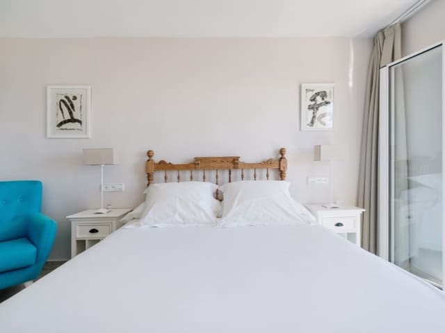 8 bedroom Hotel for sale in Mojácar - € 530,000 (Ref: 9516094)