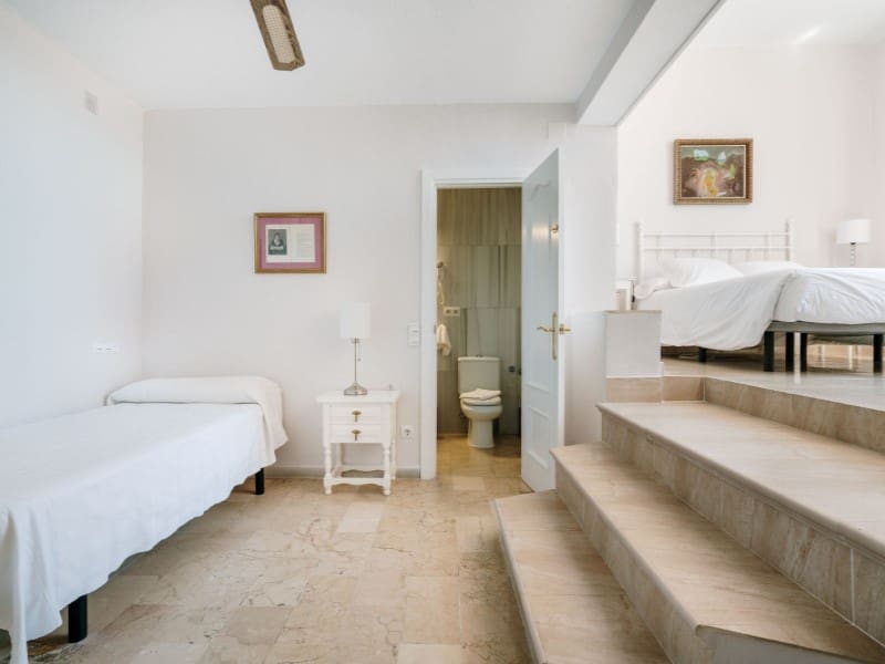 8 bedroom Hotel for sale in Mojacar - € 530,000 (Ref: 9516094)