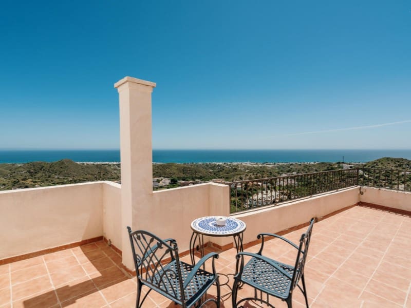 8 bedroom Hotel for sale in Mojacar - € 530,000 (Ref: 9516094)