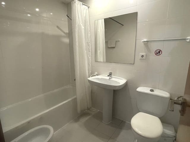 1 slaapkamer Appartement te koop in Las Marinas - Pueblo Laguna, Vera met zwembad - € 122.500 (Ref: 9599386)