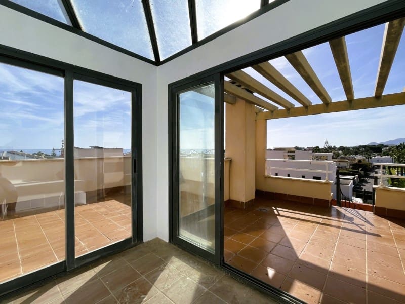 2 bedroom Apartment for sale in Puerto del Rey with pool - € 240,000 (Ref: 9674024)