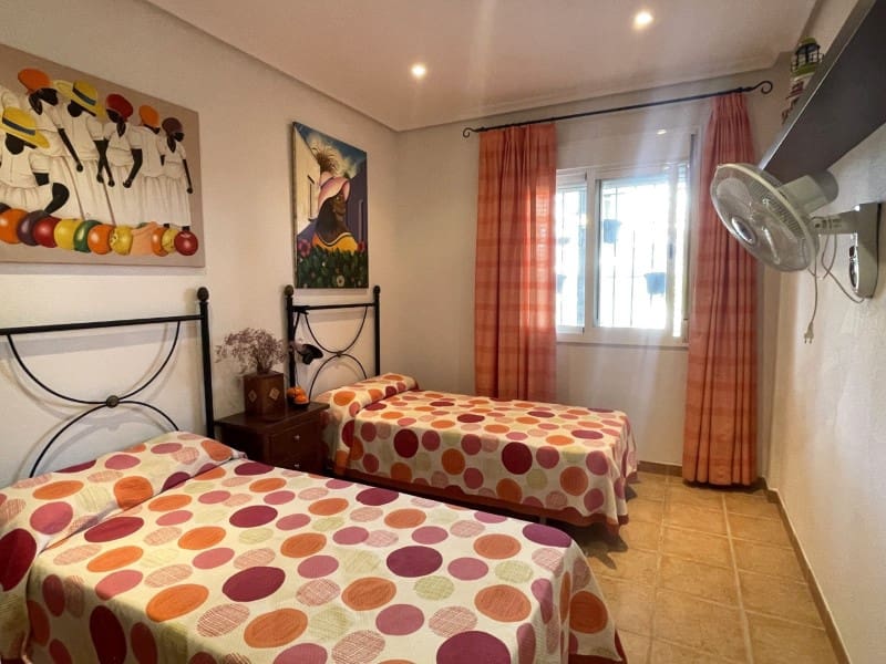 Apartamento de 2 habitaciones en Vera en venta - 219.000 € (Ref: 9807880)