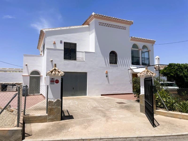 4 chambre Finca/Maison de Campagne à vendre à Antas avec piscine garage - 485 000 € (Ref: 9915797)