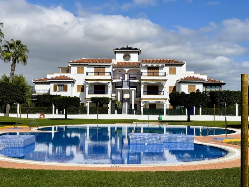 2 bedroom Apartment for sale in Puerto del Rey - € 249,000 (Ref: 9936053)