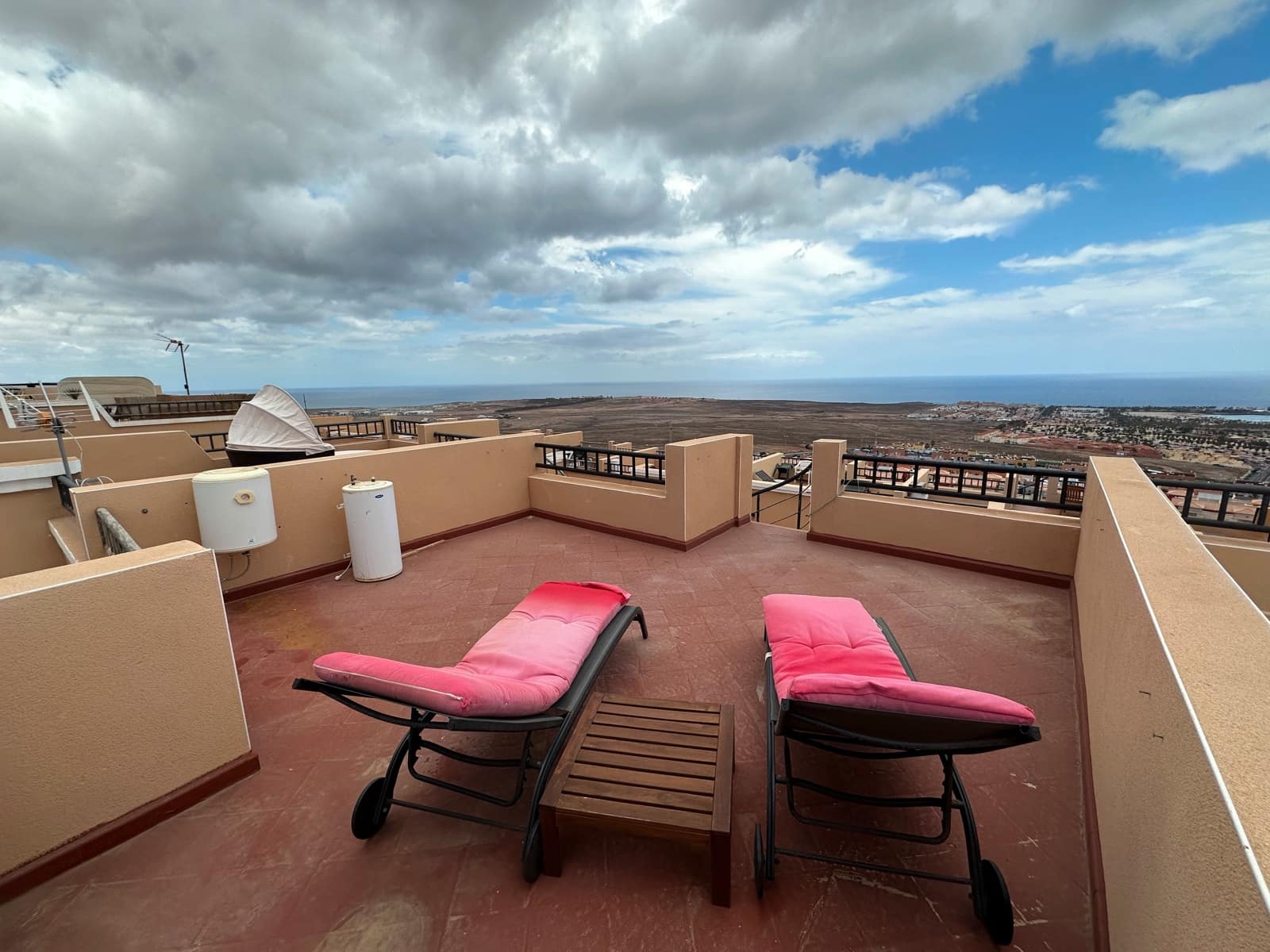 2 bedroom Terraced Villa for sale in Caleta de Fuste, Antigua with pool