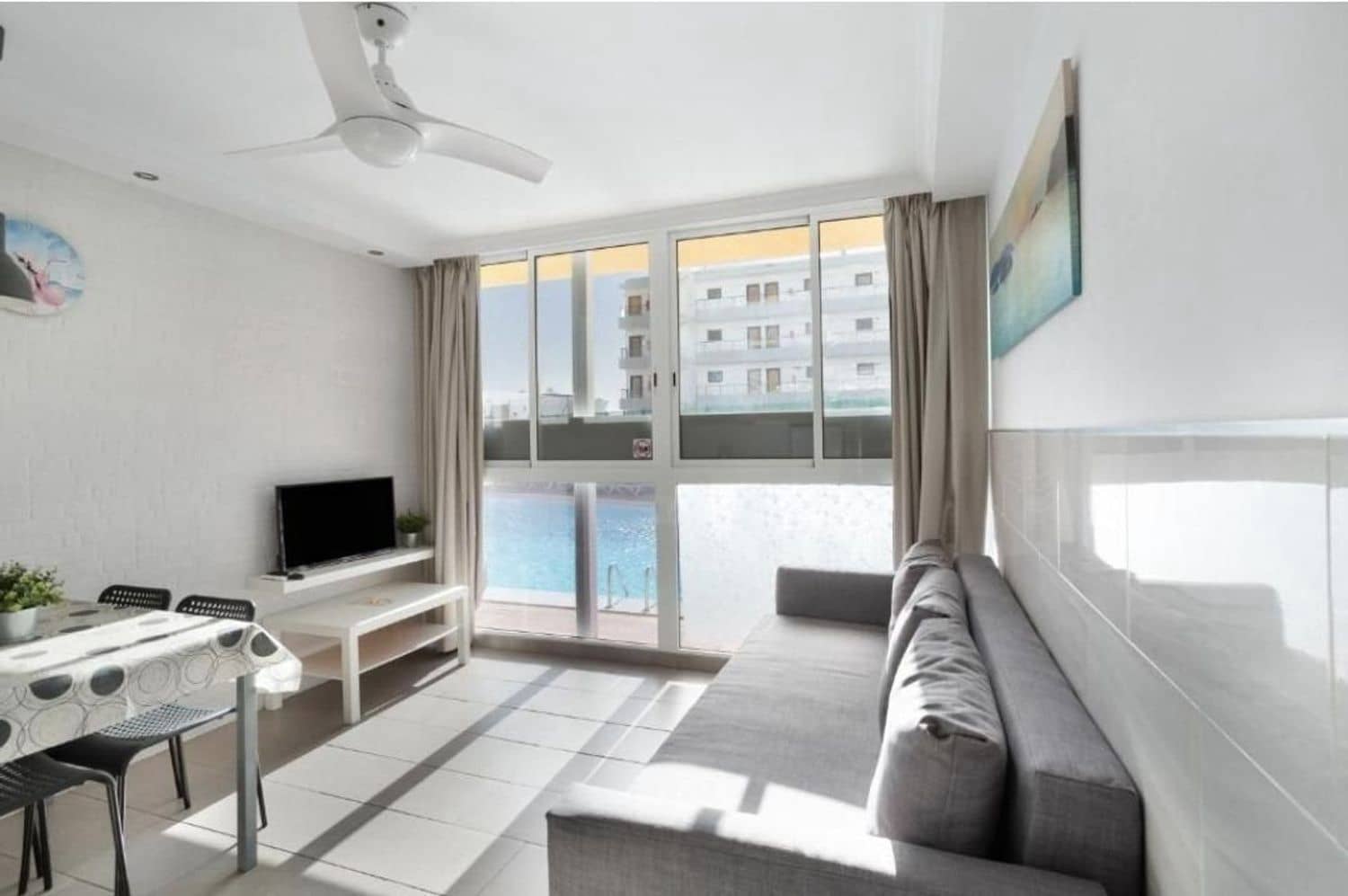 Apartamento de 12 habitaciones en Playa del Inglés en venta con piscina garaje - 1.200.000 € (Ref: 10002545)