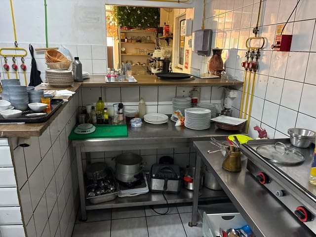 Commercial for rent in Vecindario, Santa Lucía de Tirajana - € 1,550 (Ref: 10016939)
