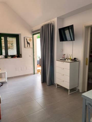 2 sypialnia Dom do wynajęcia w Campo Internacional, San Bartolomé de Tirajana z basenem garażem - 1 400 € (Ref: 10025086)