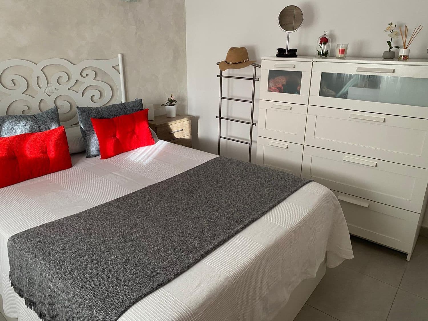 2 sypialnia Dom do wynajęcia w San Bartolome de Tirajana z basenem garażem - 1 400 € (Ref: 10025086)