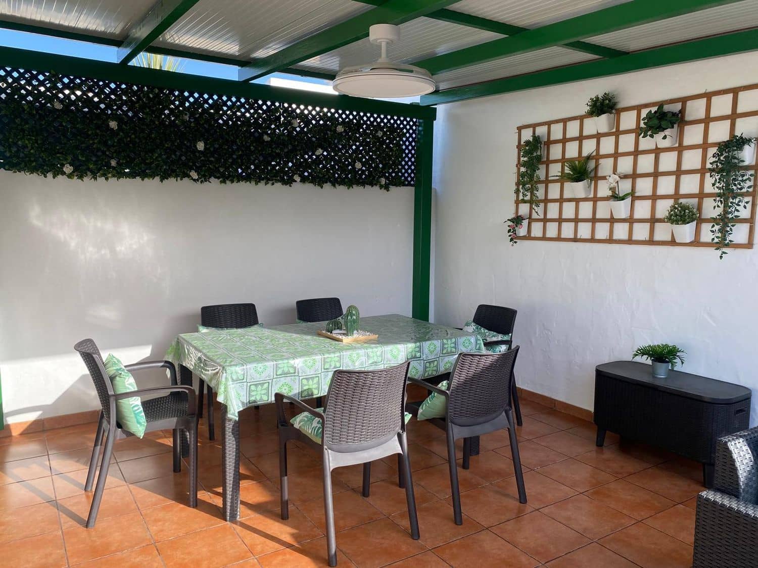 2 sypialnia Dom do wynajęcia w San Bartolome de Tirajana z basenem garażem - 1 400 € (Ref: 10025086)