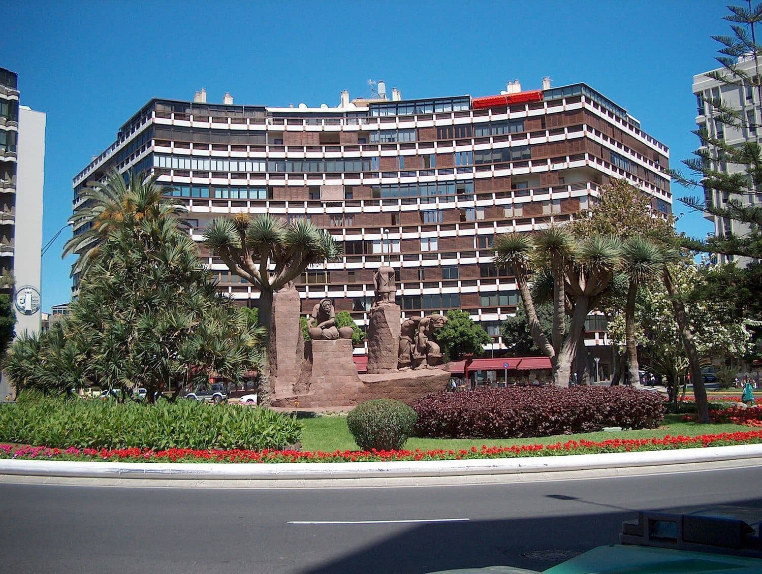 Comercial para arrendar em Las Palmas de Gran Canaria - 2 500 € (Ref: 10033345)