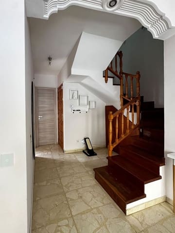 Casa de 3 habitaciones en Maspalomas, San Bartolomé de Tirajana en alquiler con piscina garaje - 1.700 € (Ref: 10061270)